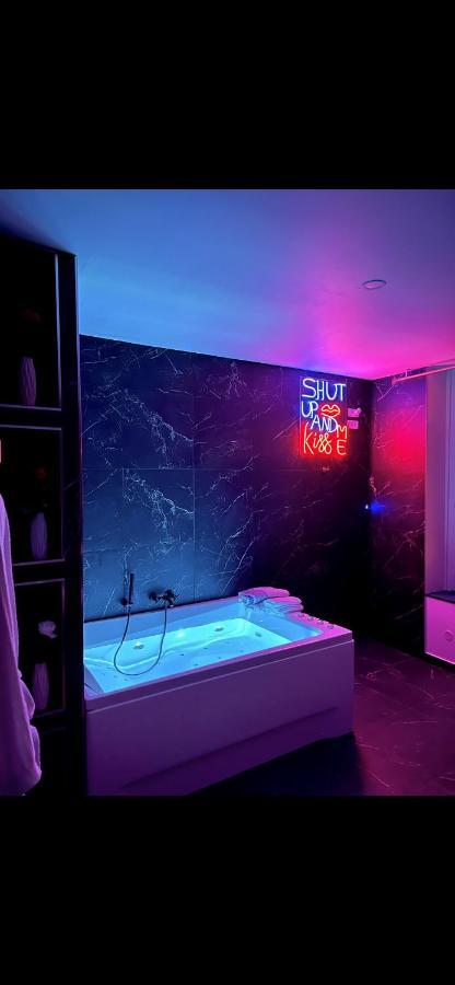 R.Suite Сент-Этьен Экстерьер фото
